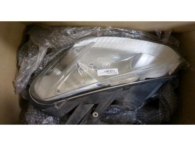 Фара передняя  Ford C-Max 2002-2010 левая 