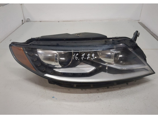 Фара передняя  Volkswagen Passat CC 2012-2017 правая 