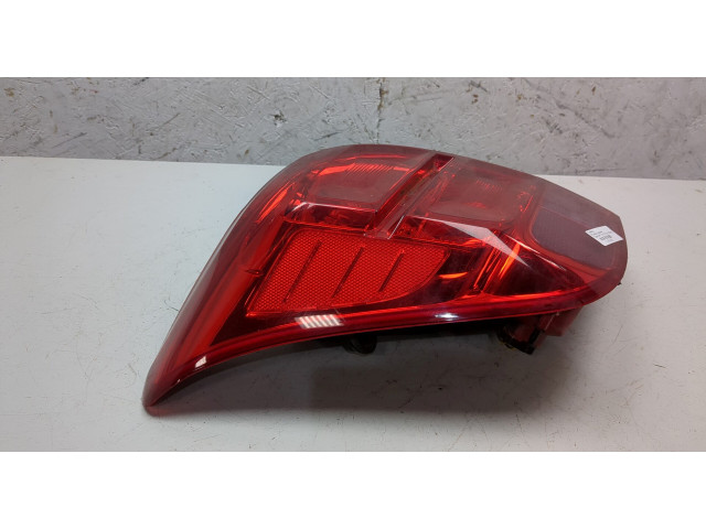 Задний фонарь          