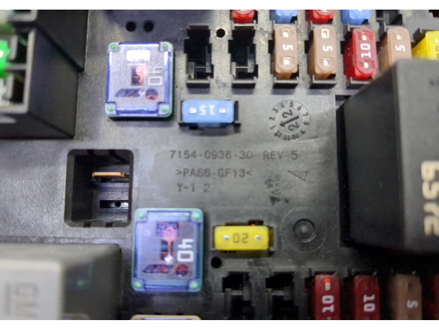 Блок предохранителей  Chevrolet Blazer 2018-2023      851420077   