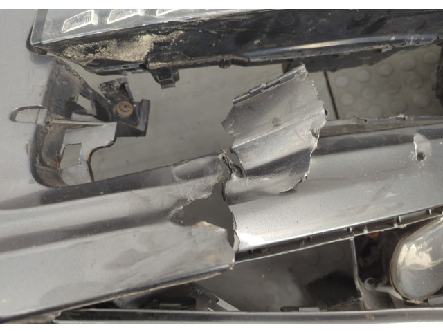 Бампер  Audi Q7 2005-2015 передний   4L0807105J