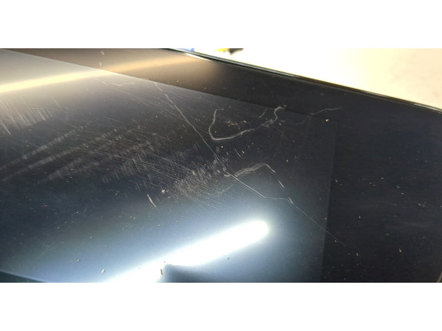 Дисплей мультимедиа  Mazda 3 (BP) 2019- B0N6611J0         