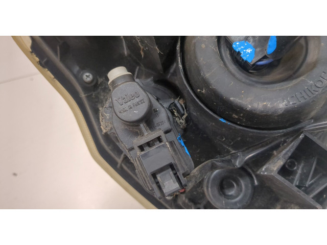 Фара передняя Nissan X-Trail (T31) 2007-2015 левая