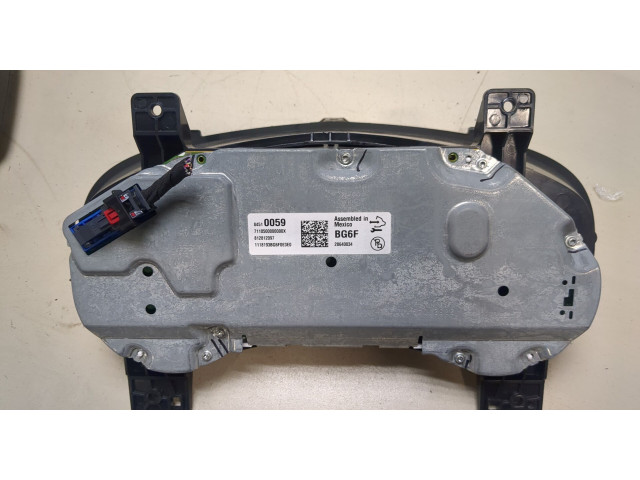 Панель приборов Cadillac XT5 2016-2019 84510059