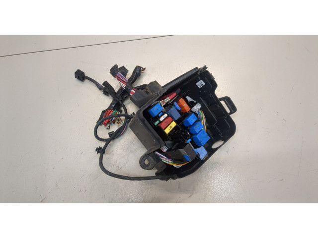 Блок предохранителей  Dacia Duster 2017-2024         