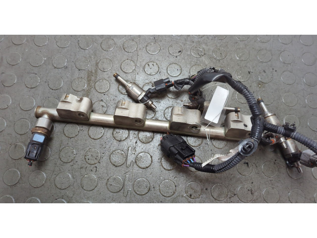 Форсунка топливная Mitsubishi Eclipse Cross 2017- 1465A500, 1465A499