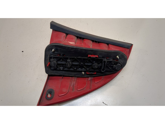 Задний фонарь          