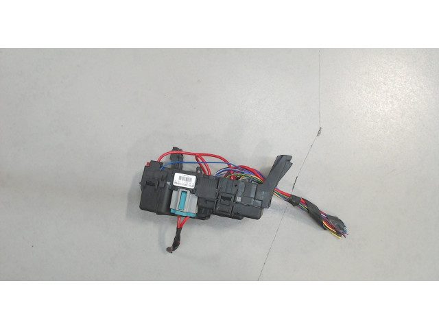 Pojistková skříňka Volvo V60 2010-2018