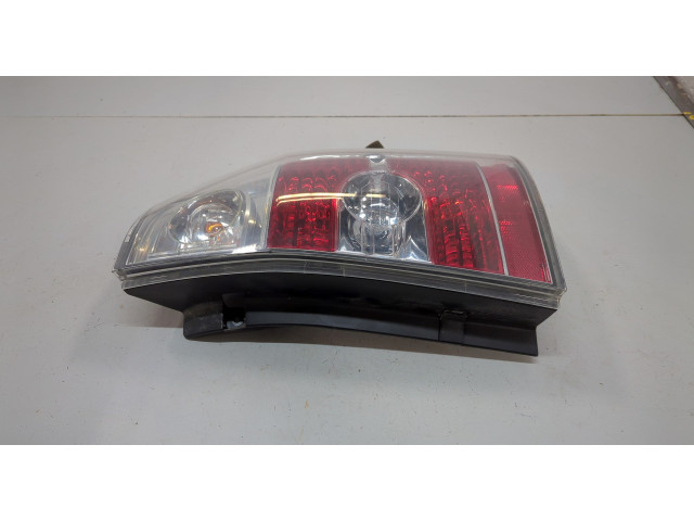 Задний фонарь          