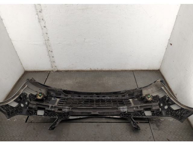 Бампер  Mercedes C W204 2006-2015 передний   