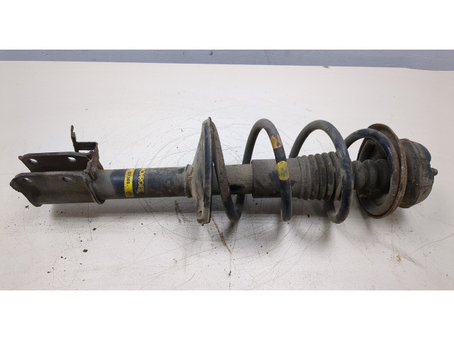 Стойка амортизатора Dacia Logan 2004-2012
