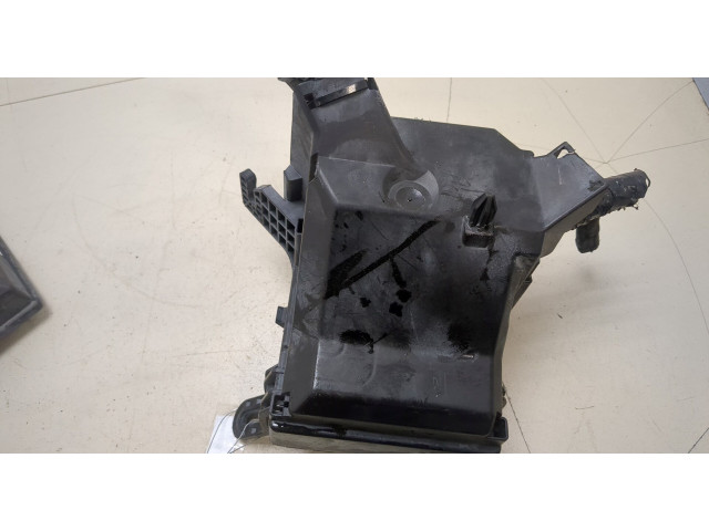 Блок предохранителей  Ford EcoSport 2017-         