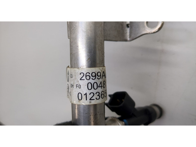 Форсунка топливная  Jeep Grand Cherokee 2004-2010    53032701AA     