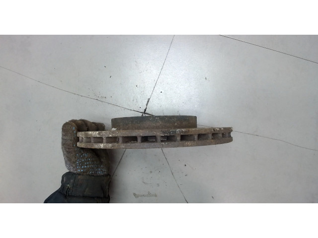 Диск тормозной Mitsubishi Sigma 3.0 передний MB895444