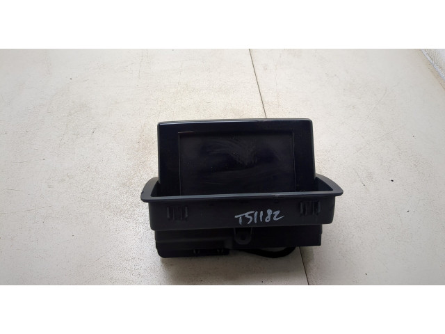 Дисплей бортового компьютера Audi Q3 2011-2014 8U0857273B