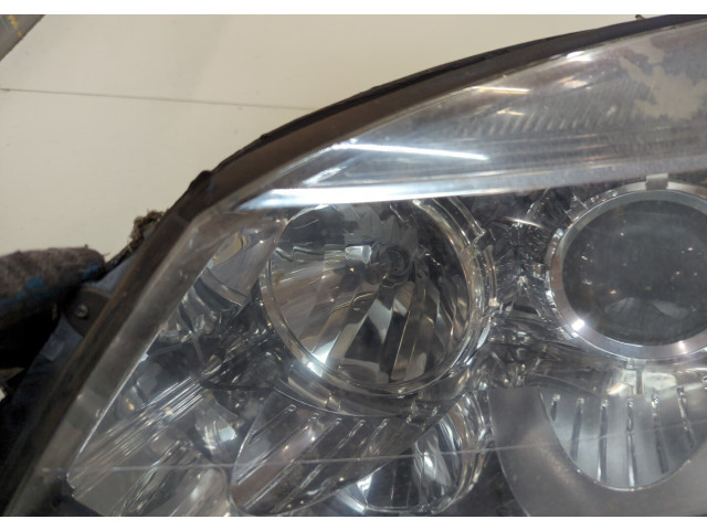 Фара передняя Mercedes C W204 2007-2013 левая