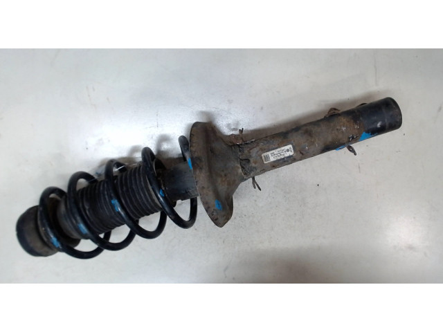 Стойка амортизатора  Volkswagen Golf 4 1997-2005      