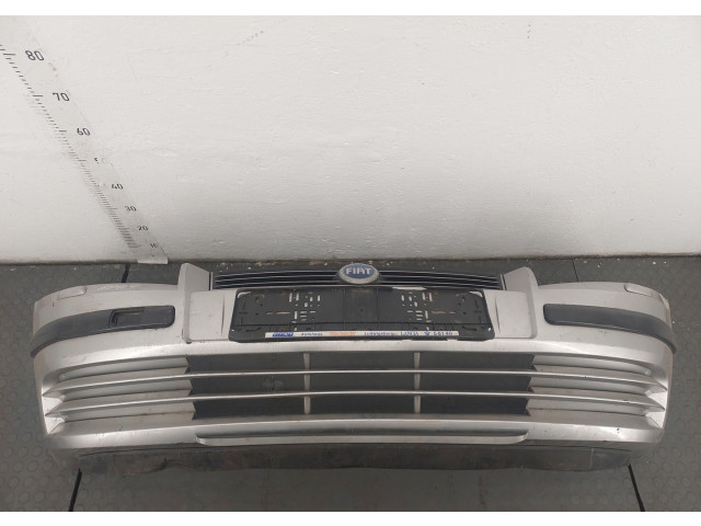 Бампер  Fiat Stilo 2001-2007 передний   