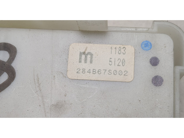 Блок предохранителей  Infiniti QX56 2004-2010      284B67S002   