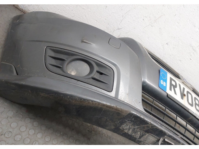 Бампер  Volvo V50 2007-2012 передний   