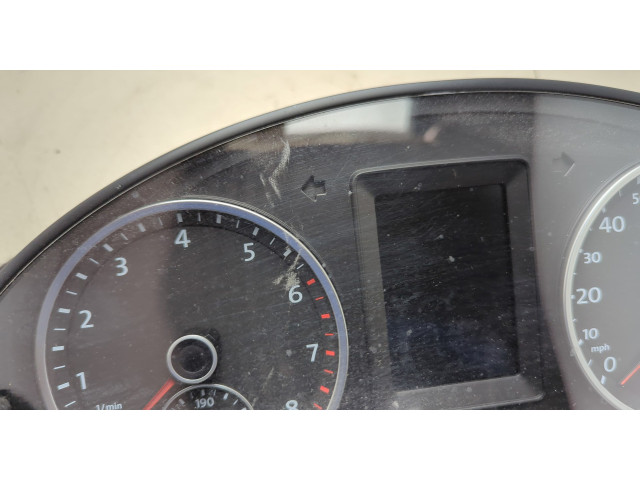 Панель приборов Volkswagen Tiguan 2011-2016 5N0920972E