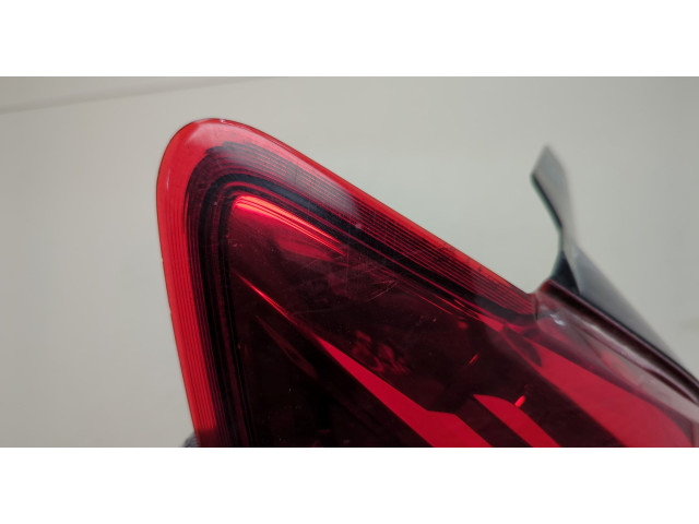 Задний фонарь