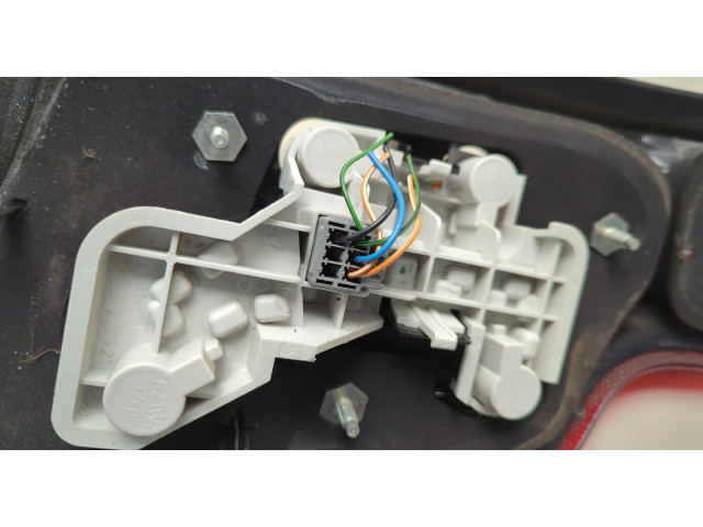 Задний фонарь          