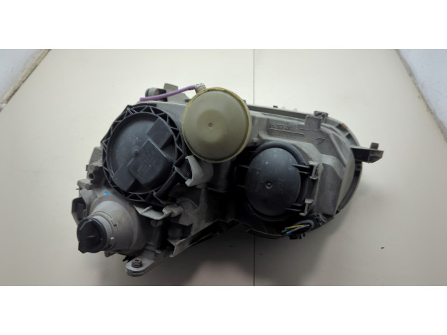 Фара передняя Mercedes C W203 2000-2008 правая