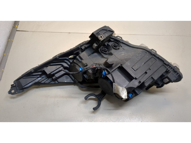 Фара передняя  Peugeot 5008 2009-2016 правая 