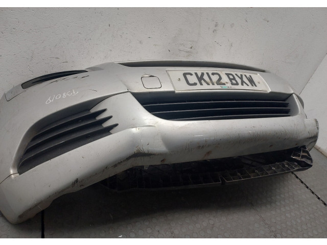 Бампер  Peugeot 5008 2009-2016 передний    