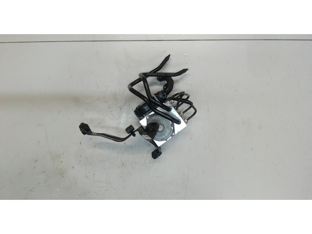 Блок АБС, насос (ABS, ESP, ASR)  Volvo XC40      