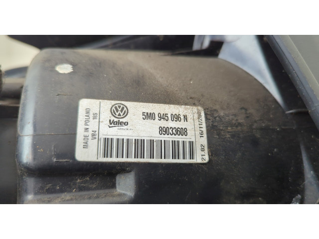 Задний фонарь 5M0945096N