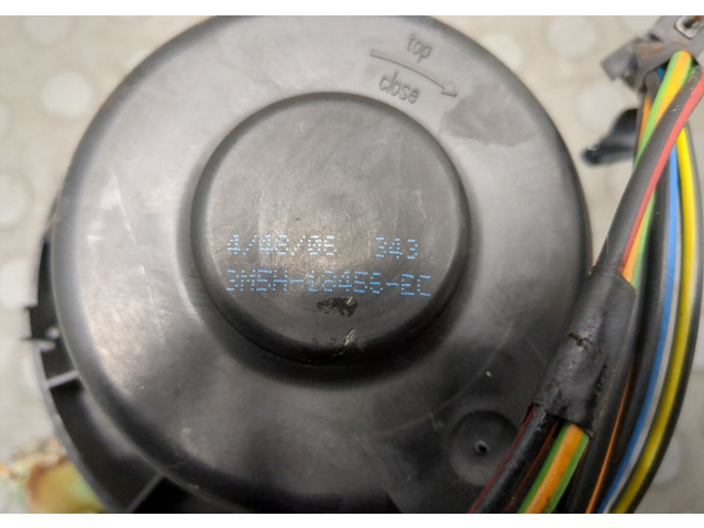 Моторчик печки  Ford Focus 2 2005-2008 1379568, 3M5H18456EC      1379568, 3M5H18456EC   