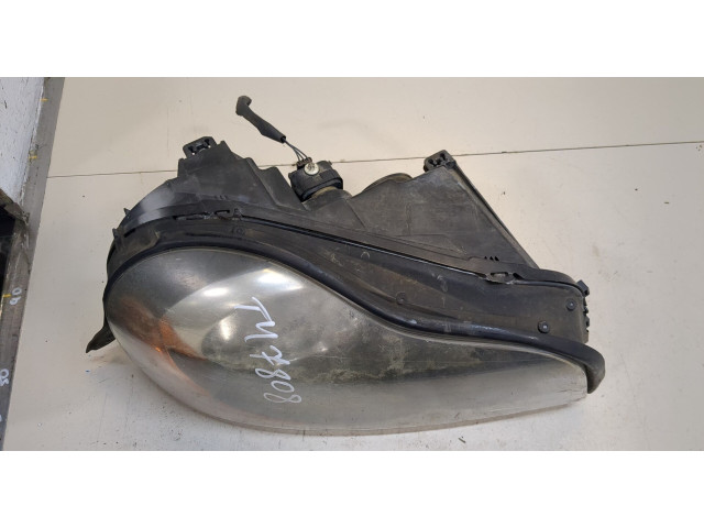 Фара передняя  Volvo XC90 2006-2014 правая 