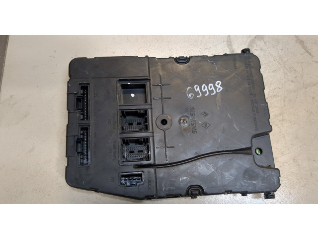 Блок комфорта Renault Scenic 2003-2009