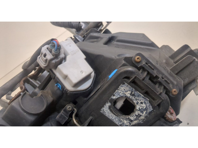 Фара передняя Lexus IS 2005-2016 левая