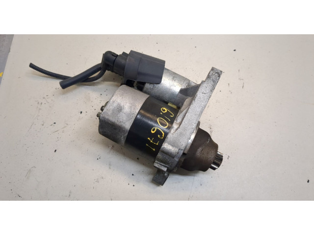 Стартер  Volkswagen Golf 5 2003-2009 1.4  02T911024B   