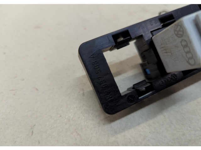 Блок реле  Volkswagen Passat CC 2008-2012         