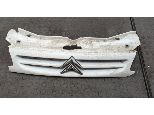 Решетка радиатора Citroen Berlingo 1997-2002