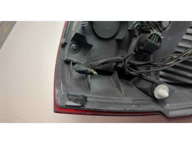 Задний фонарь