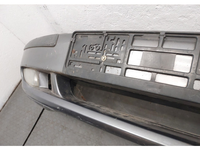 Бампер  Volvo S40 / V40 1995-2004 передний   