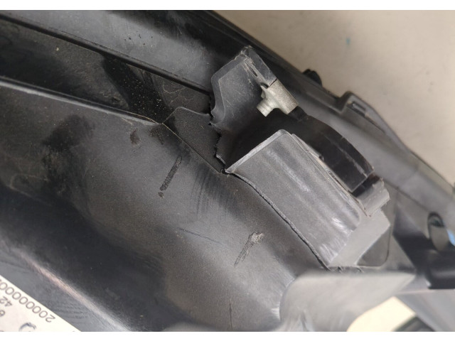 Фара передняя  Cadillac XT4 правая 