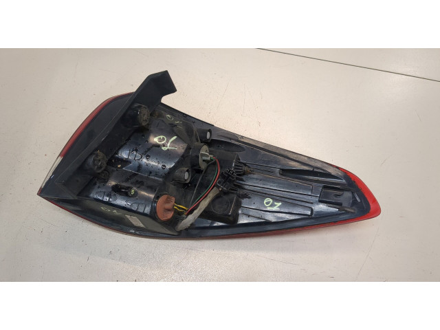 Задний фонарь          