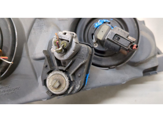 Фара передняя  Lexus IS 1999-2005 левая 