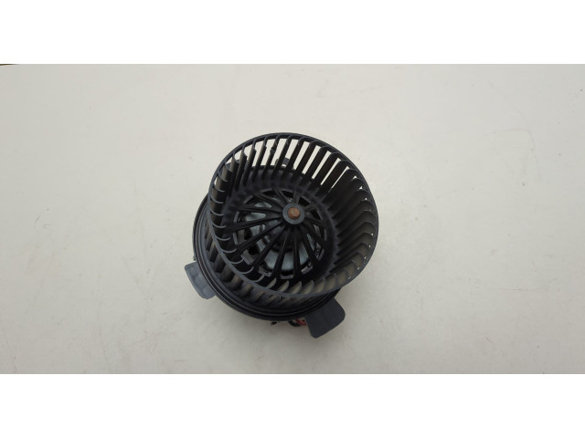 Моторчик печки  Citroen C4 2004-2010        