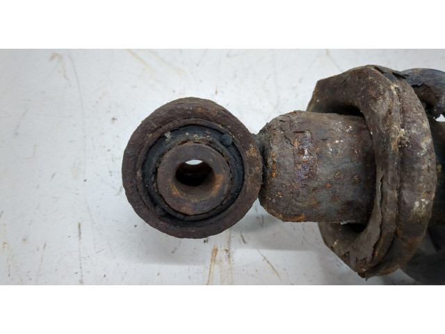 Стойка амортизатора  Pontiac Vibe 1 2002-2008      