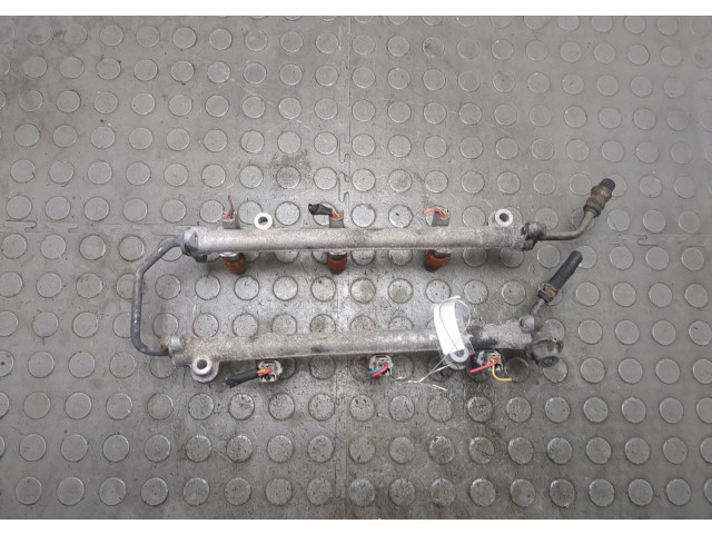 Форсунка топливная Mitsubishi Galant 1997-2003 MD319791, MD319815