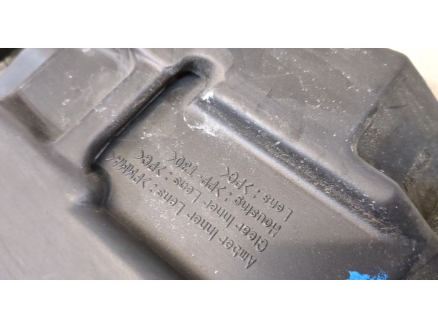 Фара передняя  Lexus IS 2005-2013 левая 