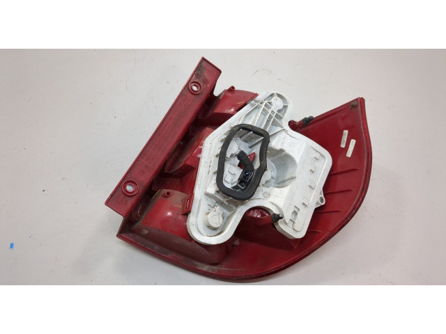 Задний фонарь 5L0945111B