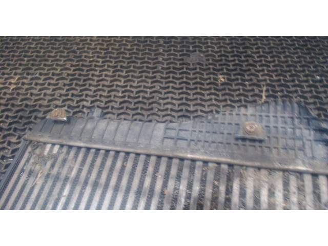 Интеркулер Volkswagen Golf 5 2003-2009 1.9 1K0145803L